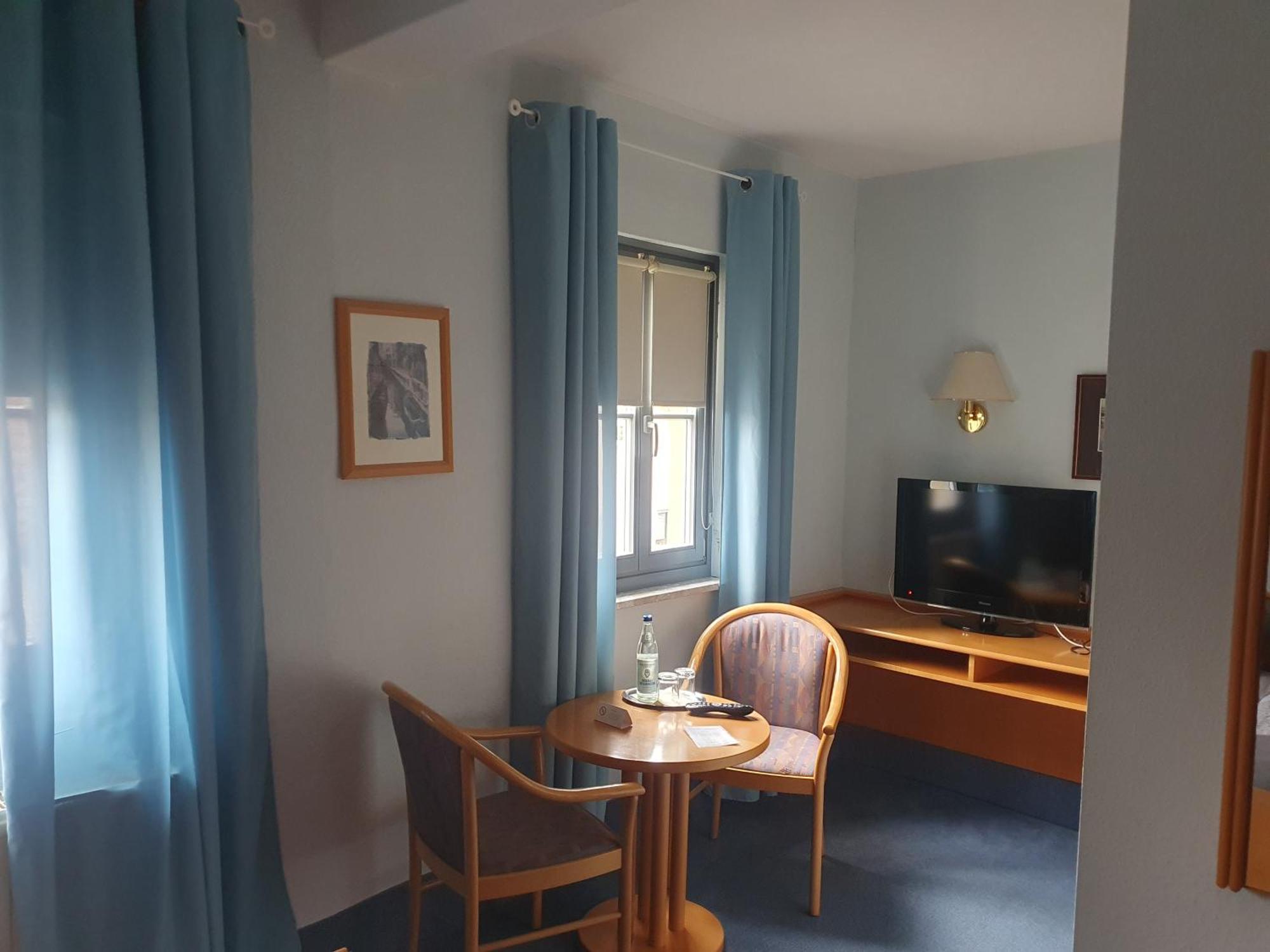 Gasthaus Krone Wiesentheid Extérieur photo