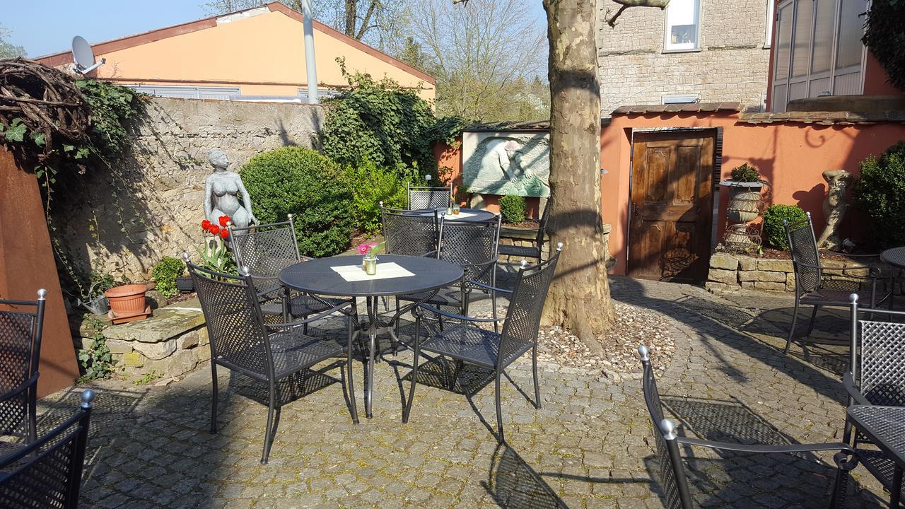 Gasthaus Krone Wiesentheid Extérieur photo